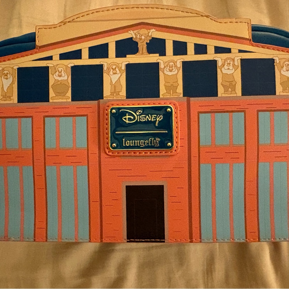 Loungefly D23 2024 Exclusive Walt Disney Animation Studios Crossbody Bag (Rare) - Picture 6 of 14